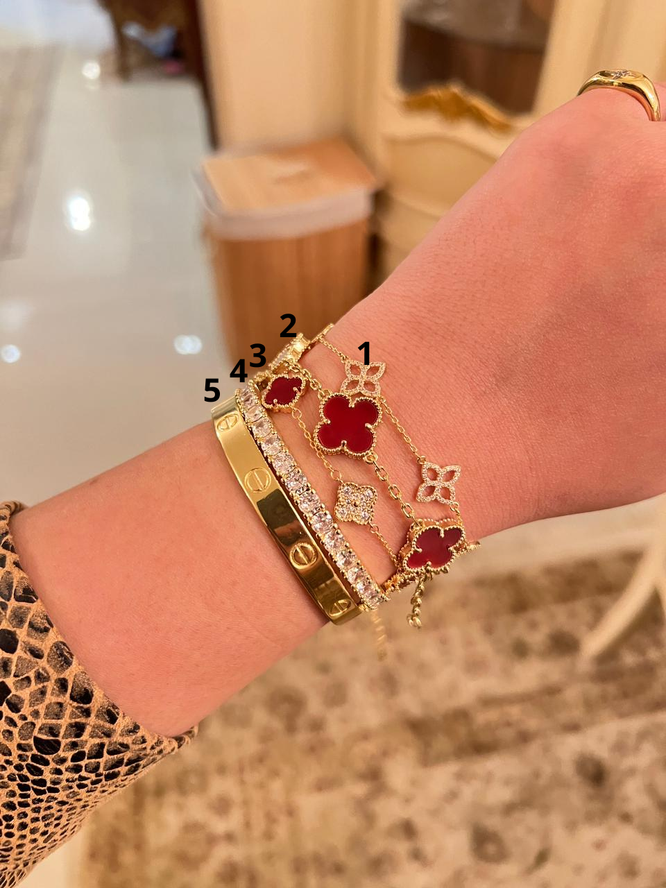 Bracelet