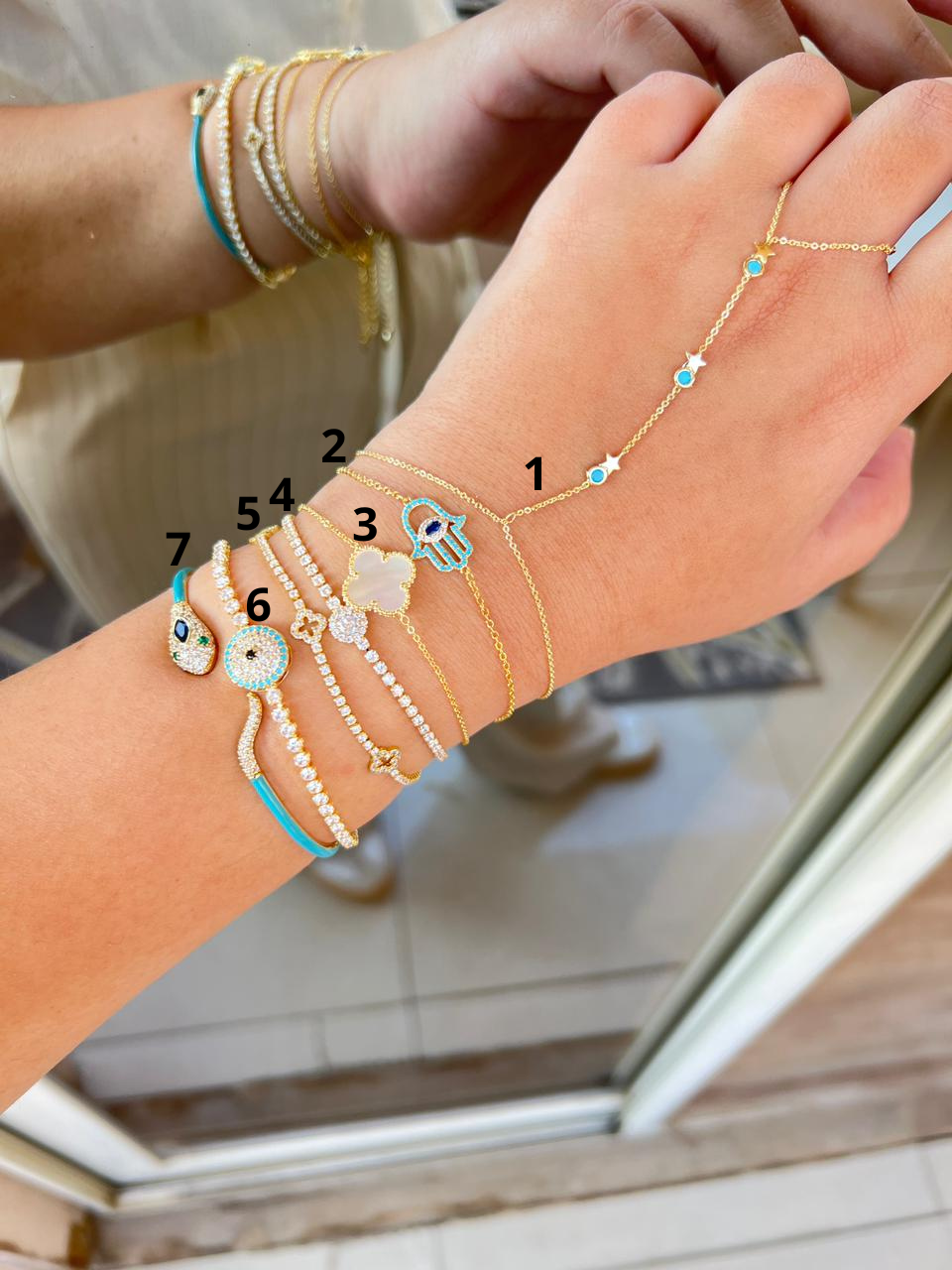 bracelet & bangle