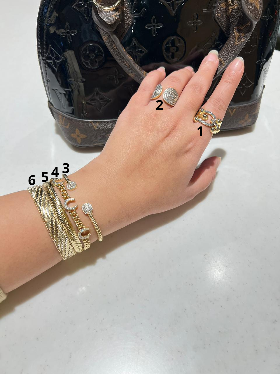 Bracelet