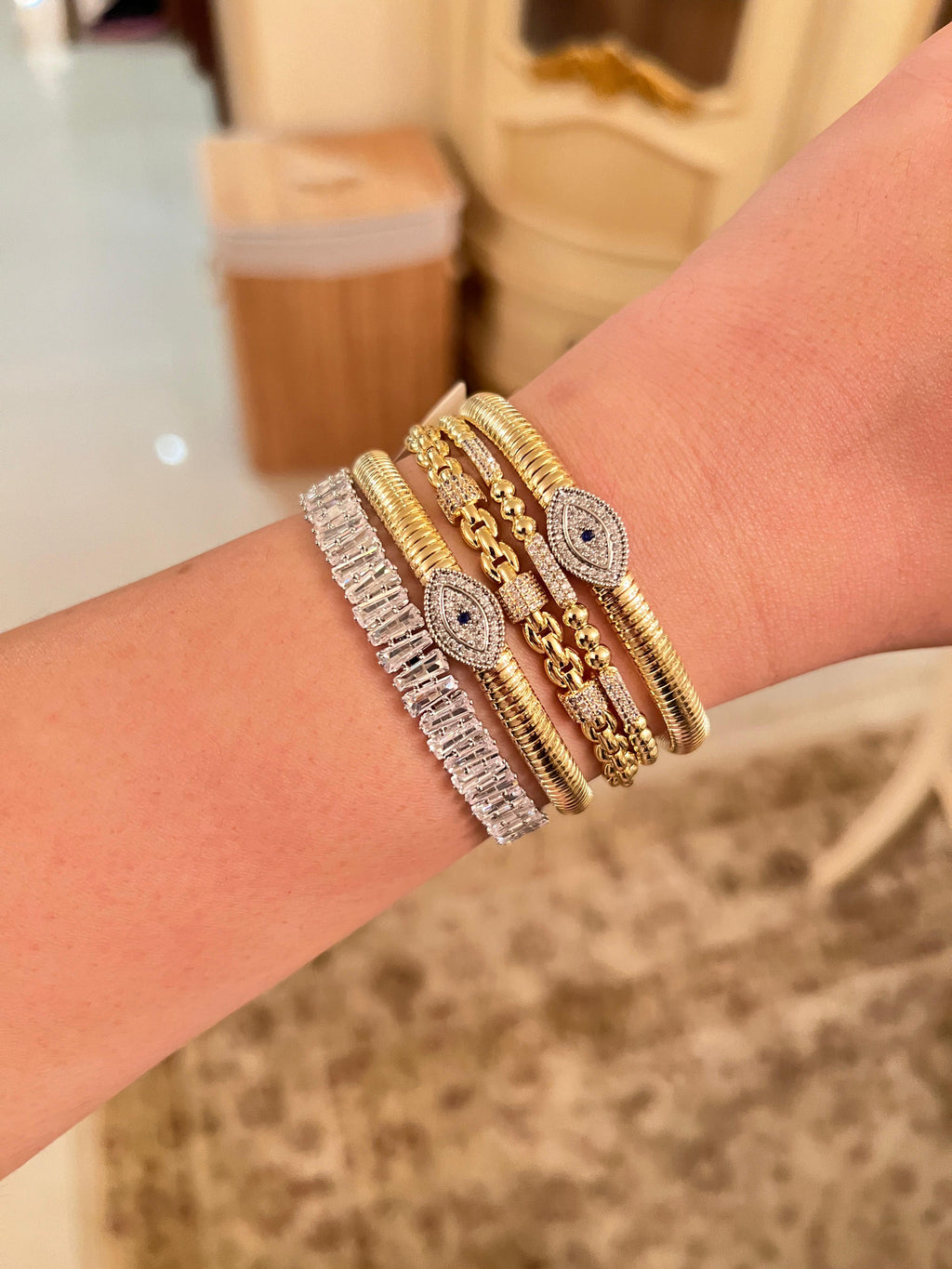 Bracelet