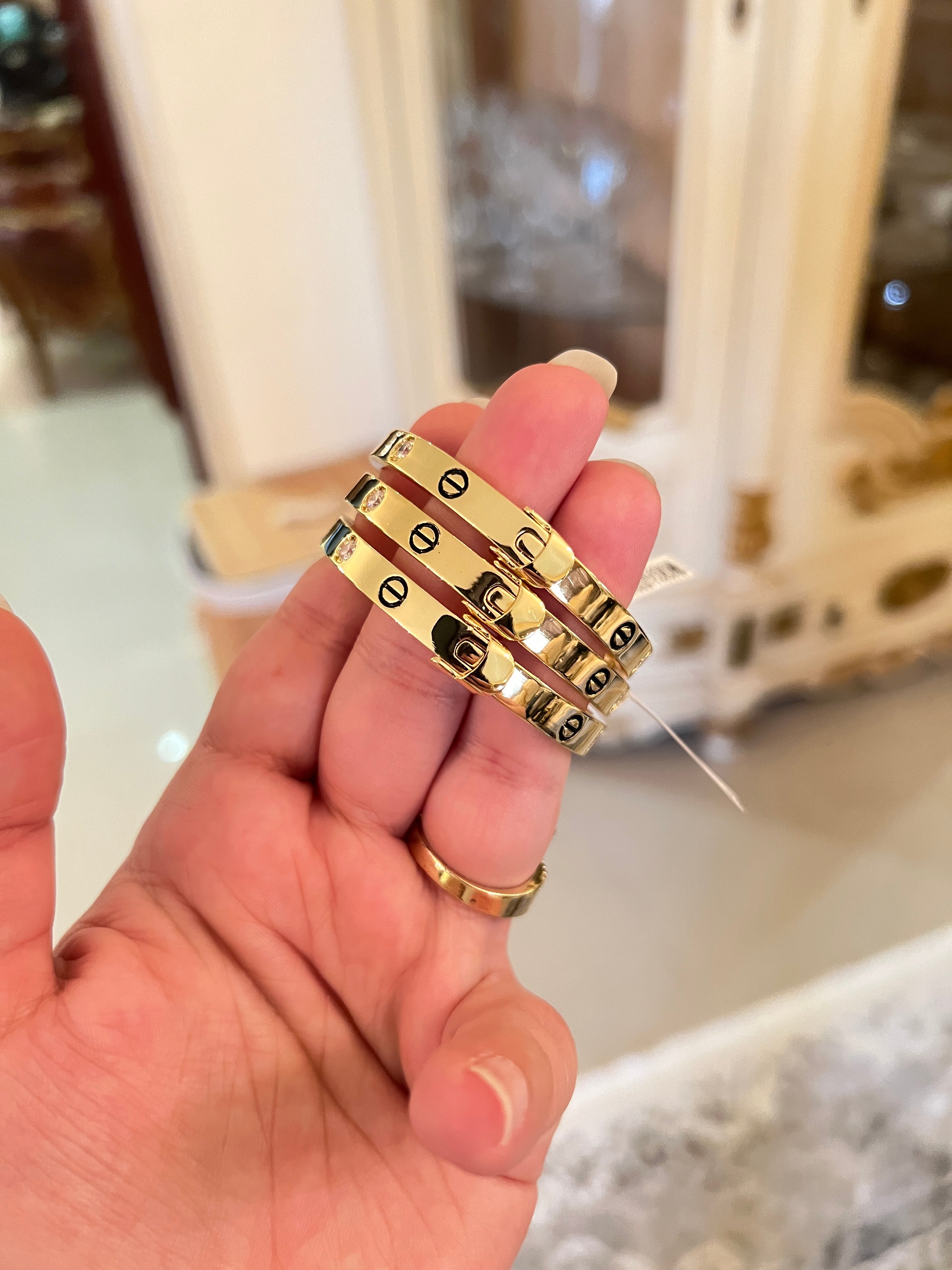 Bracelet