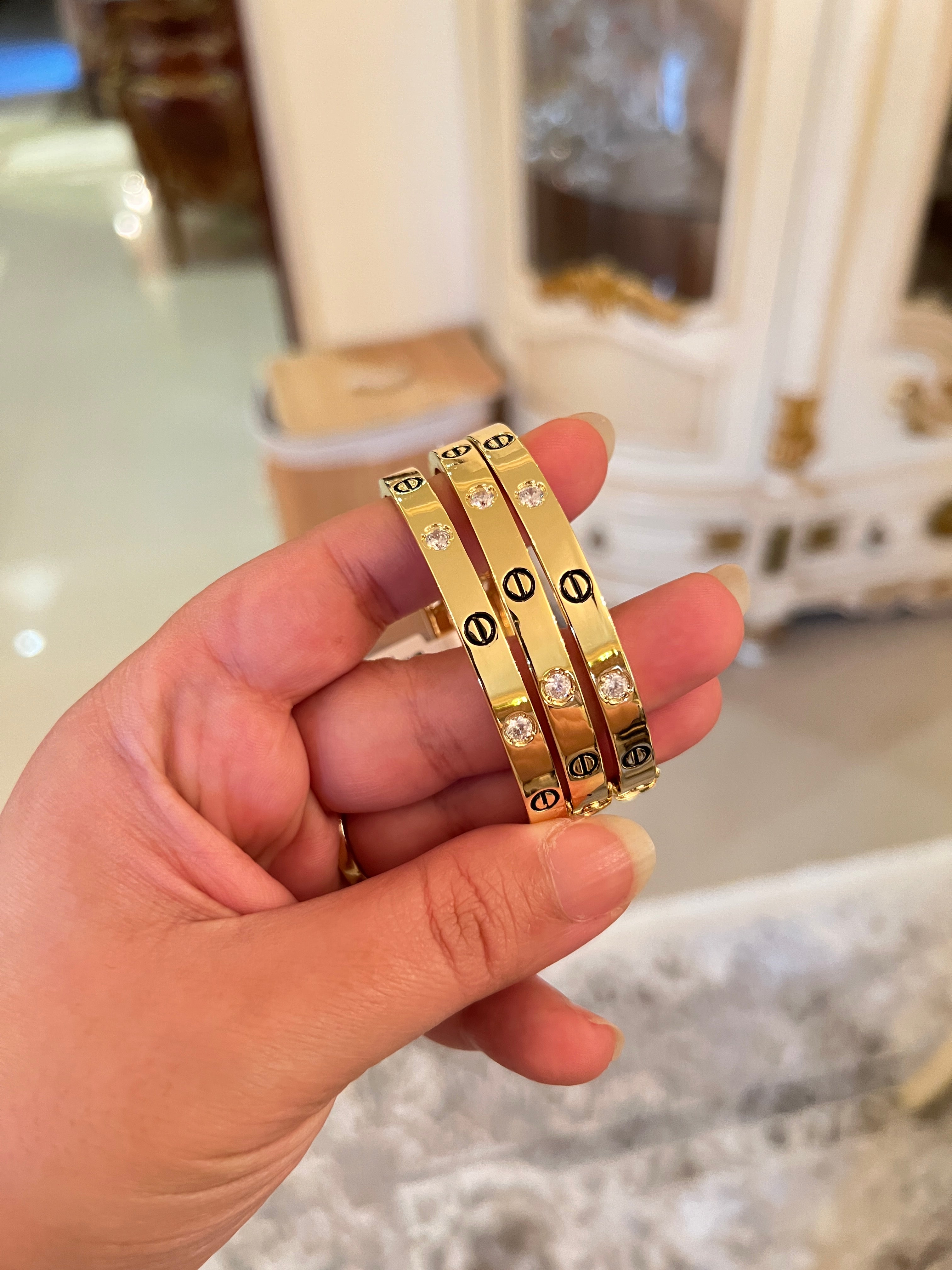 Bracelet