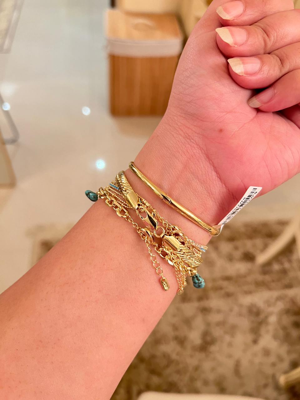 Bracelet & Bangle