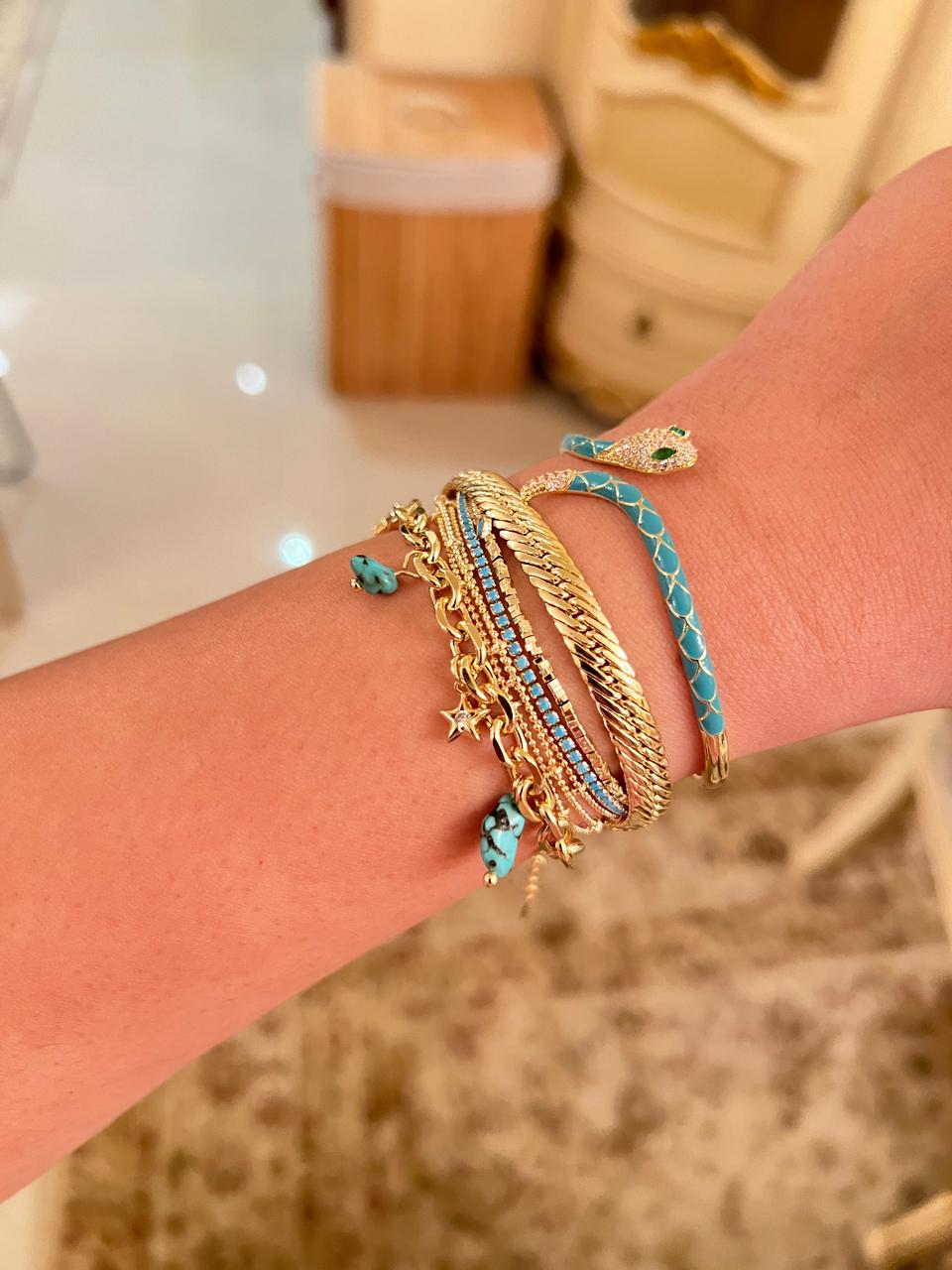 Bracelet & Bangle