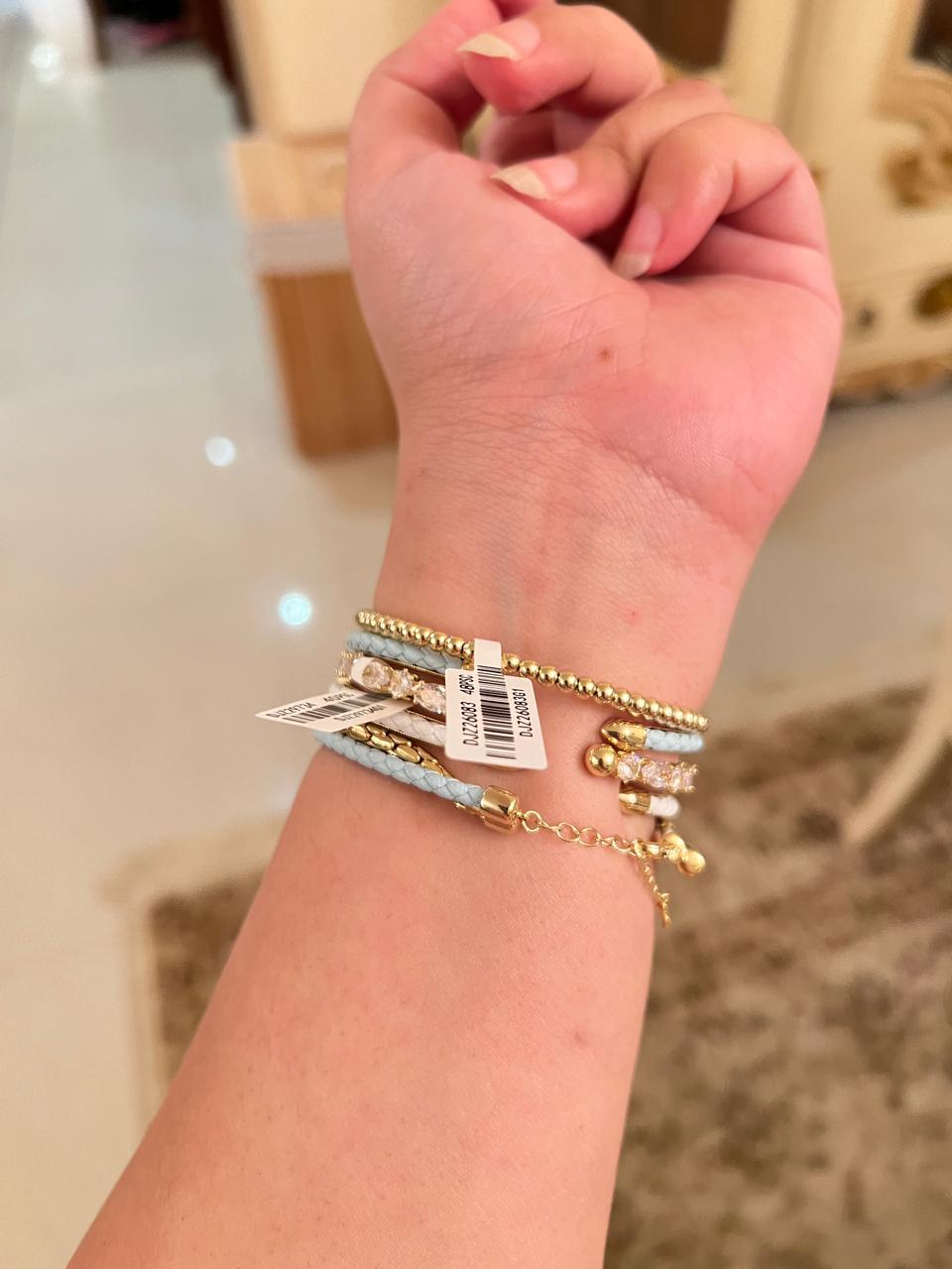 Bracelet & Bangle