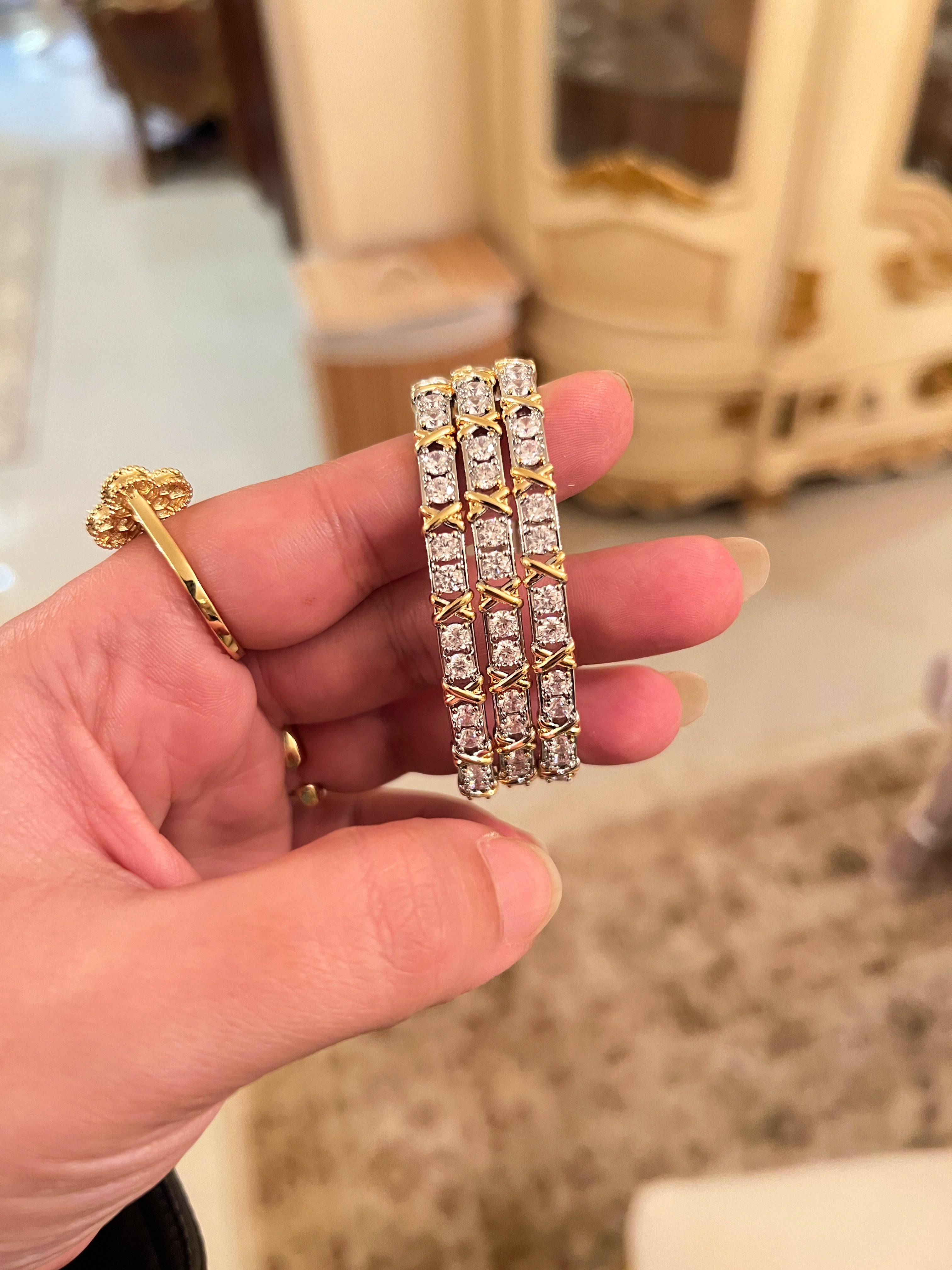 Bracelet