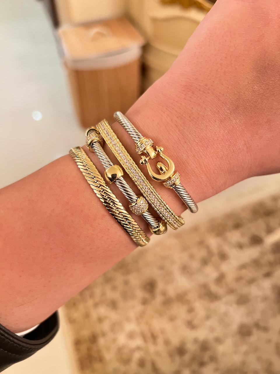 Bracelet