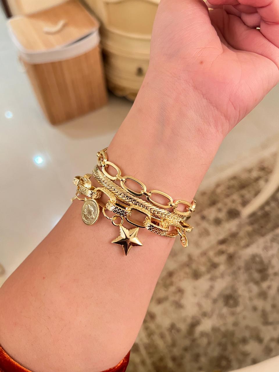 Bracelet