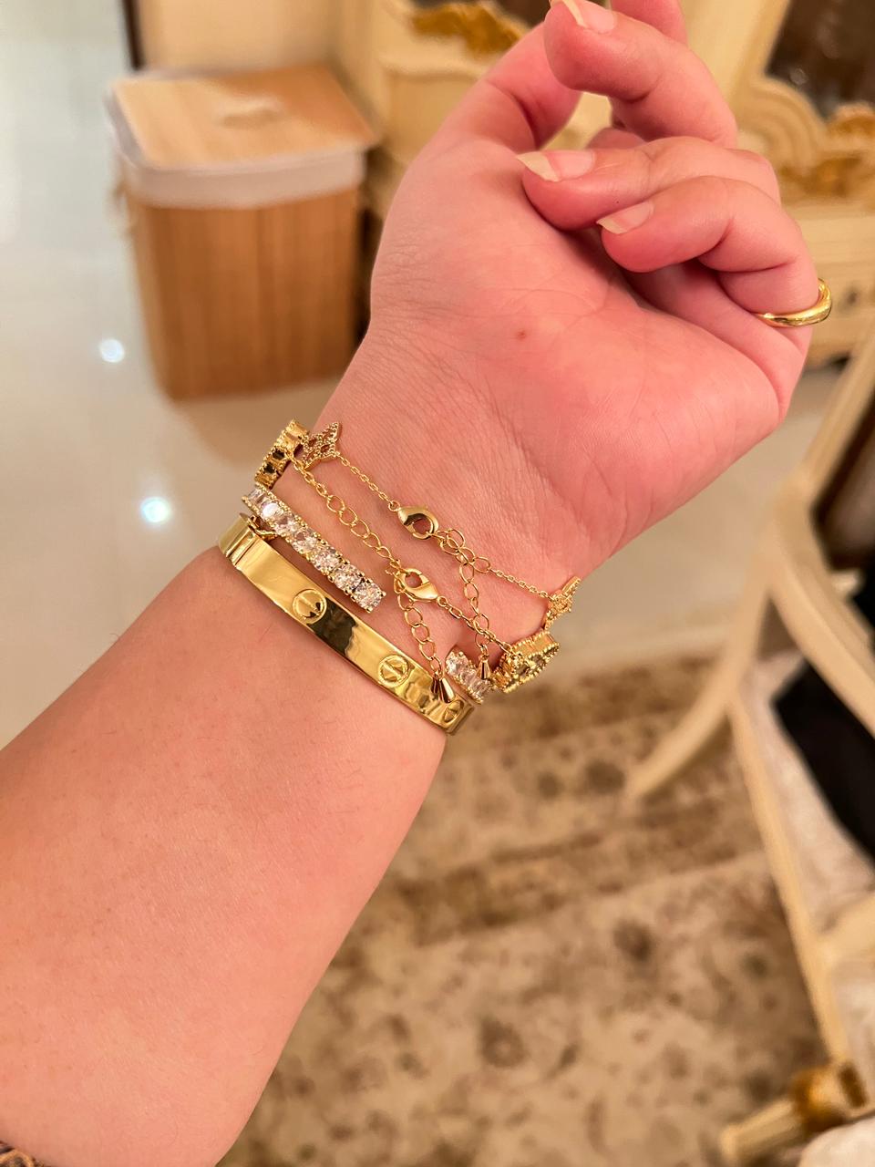 Bracelet