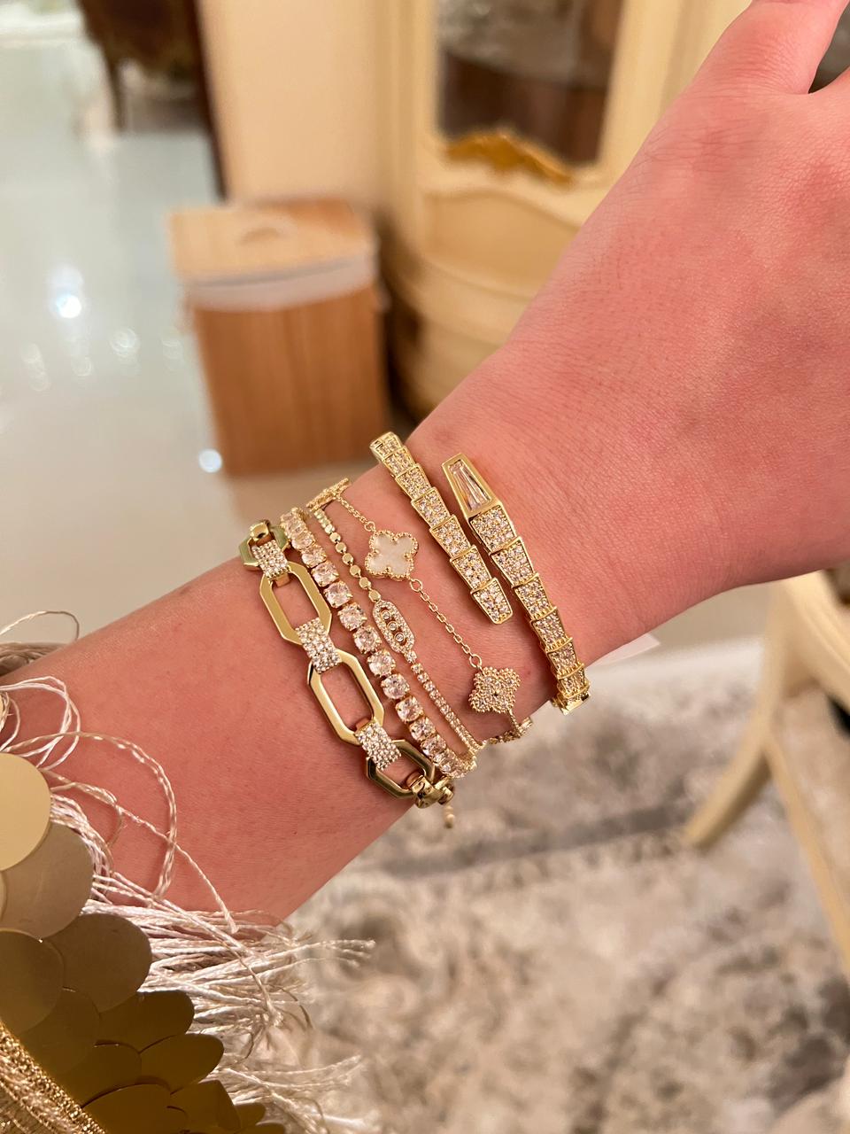 Bracelet
