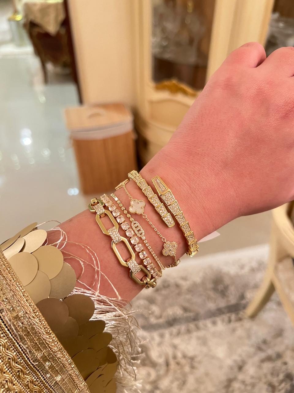 Bracelet