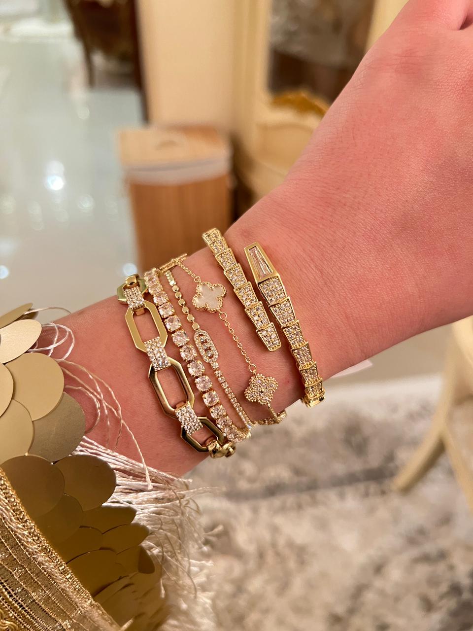 Bracelet