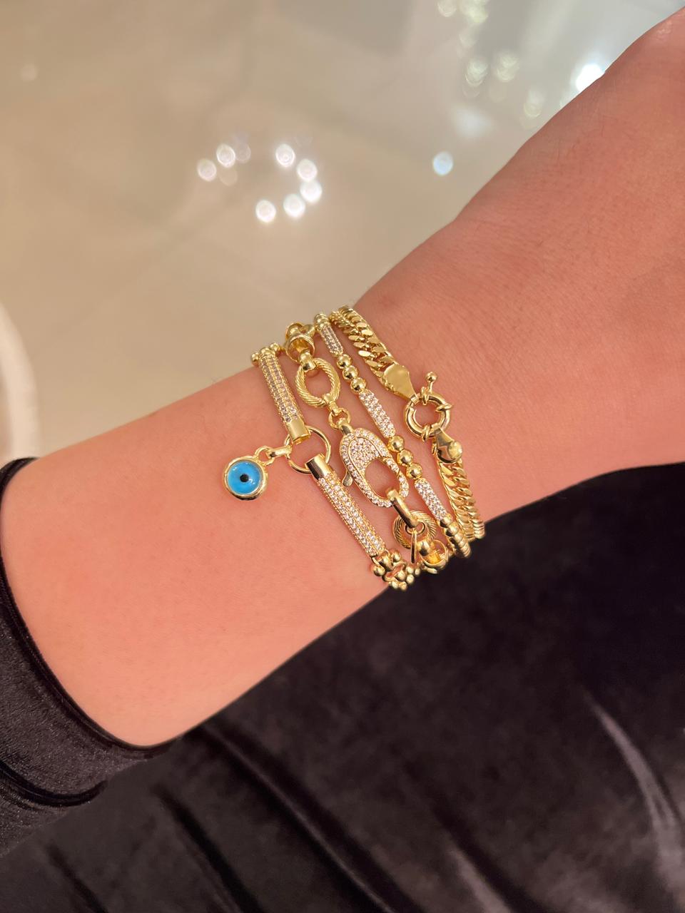 Bracelet