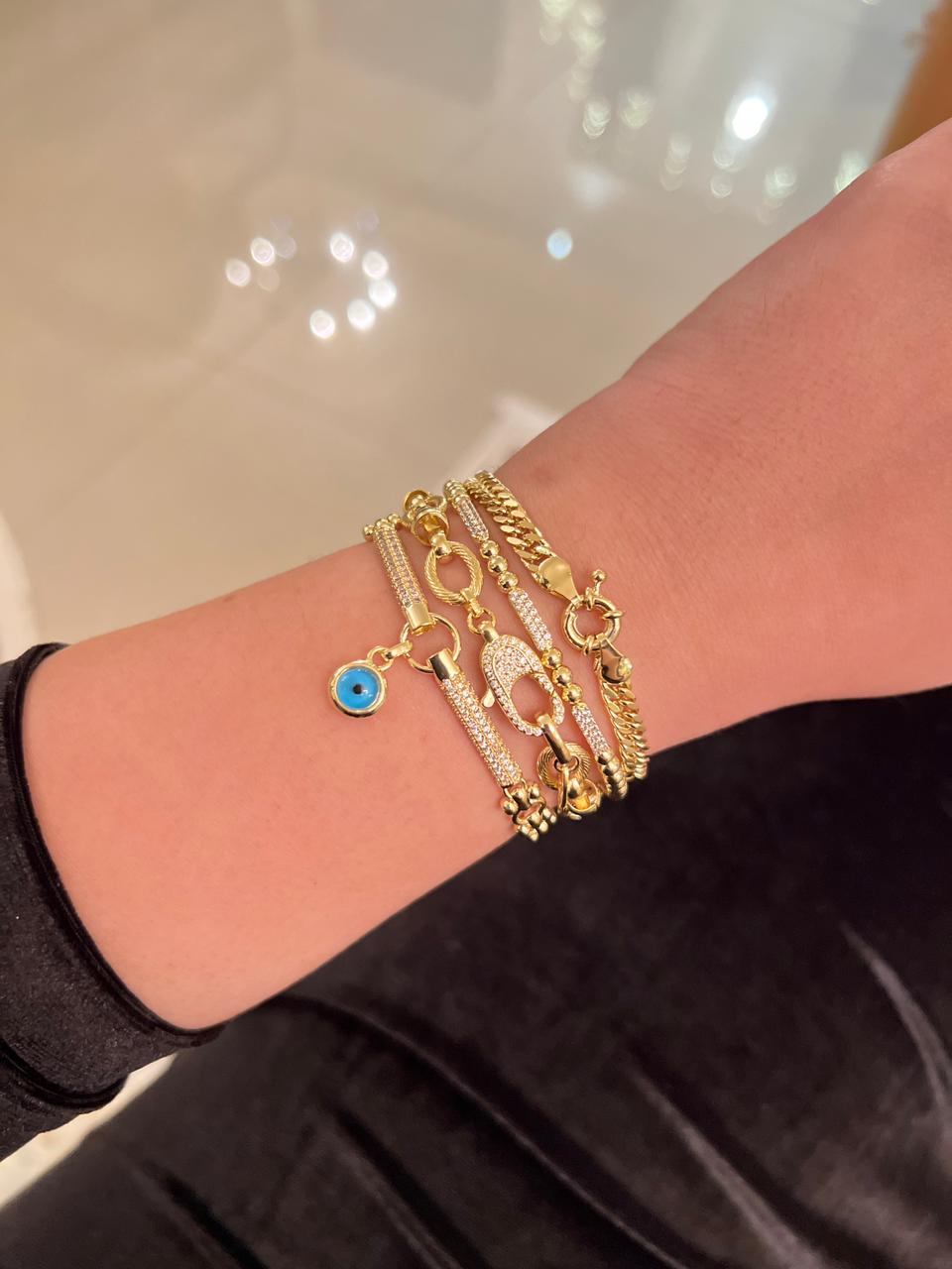 Bracelet
