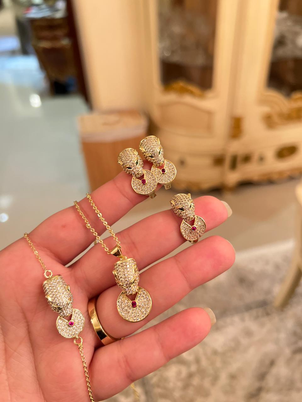 Bracelet