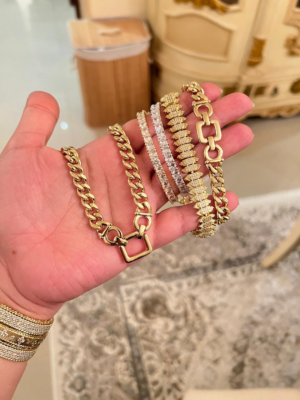 Bracelet