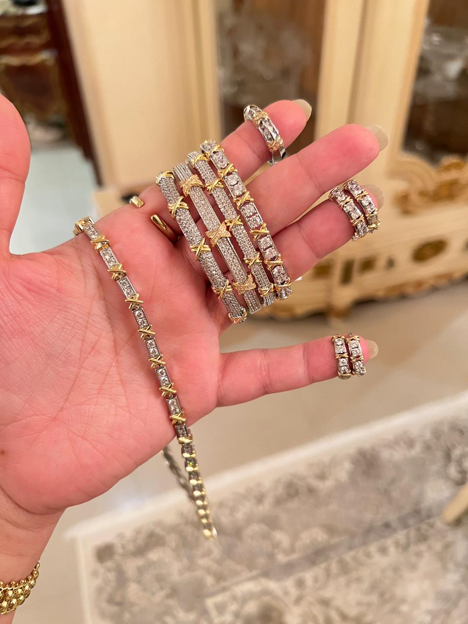 Bracelet