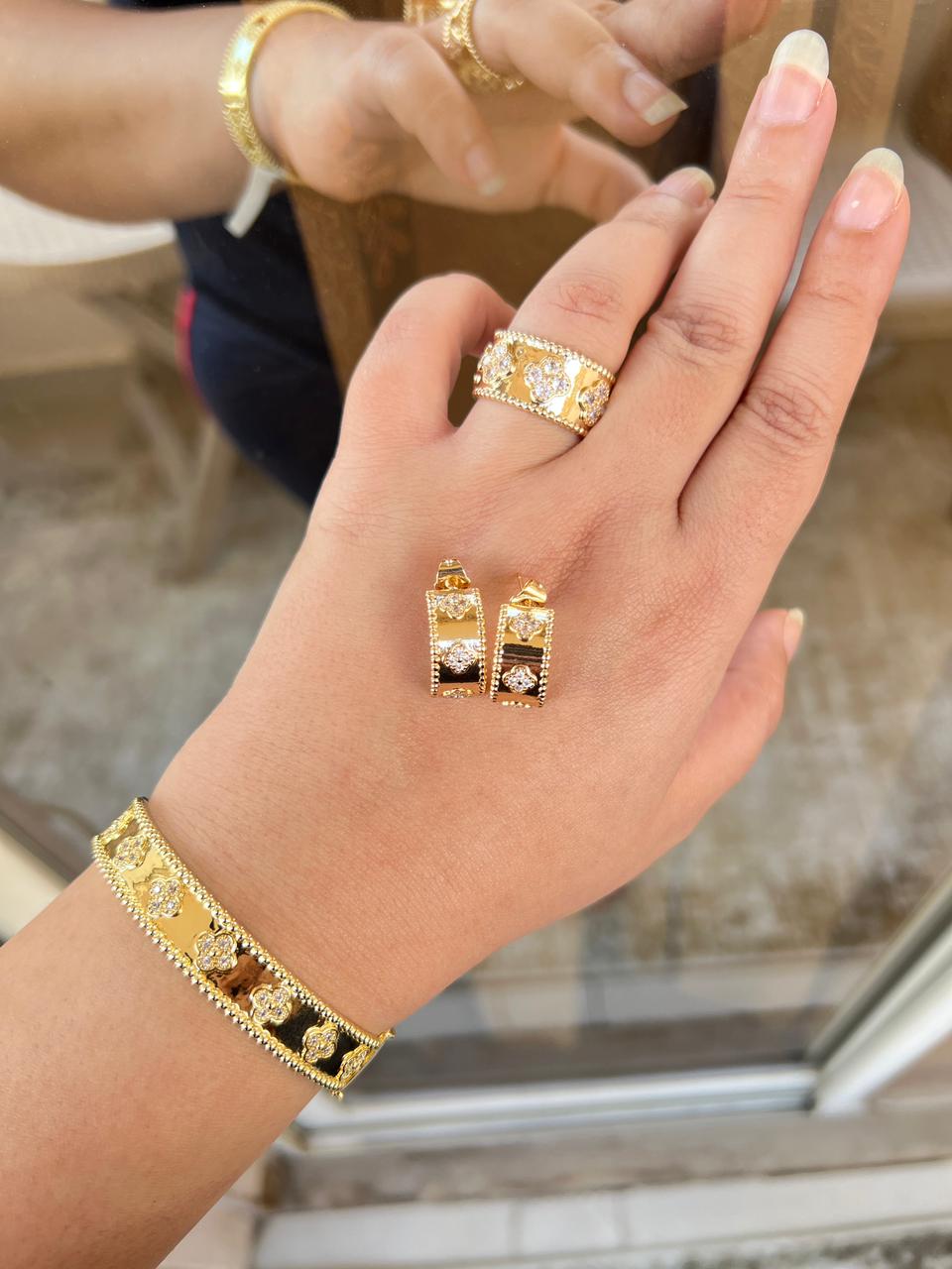 Collection (Earring - Ring - Bracelt)