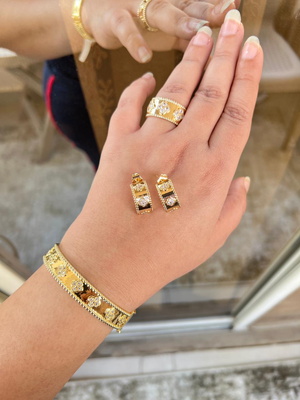 Collection (Earring - Ring - Bracelt)