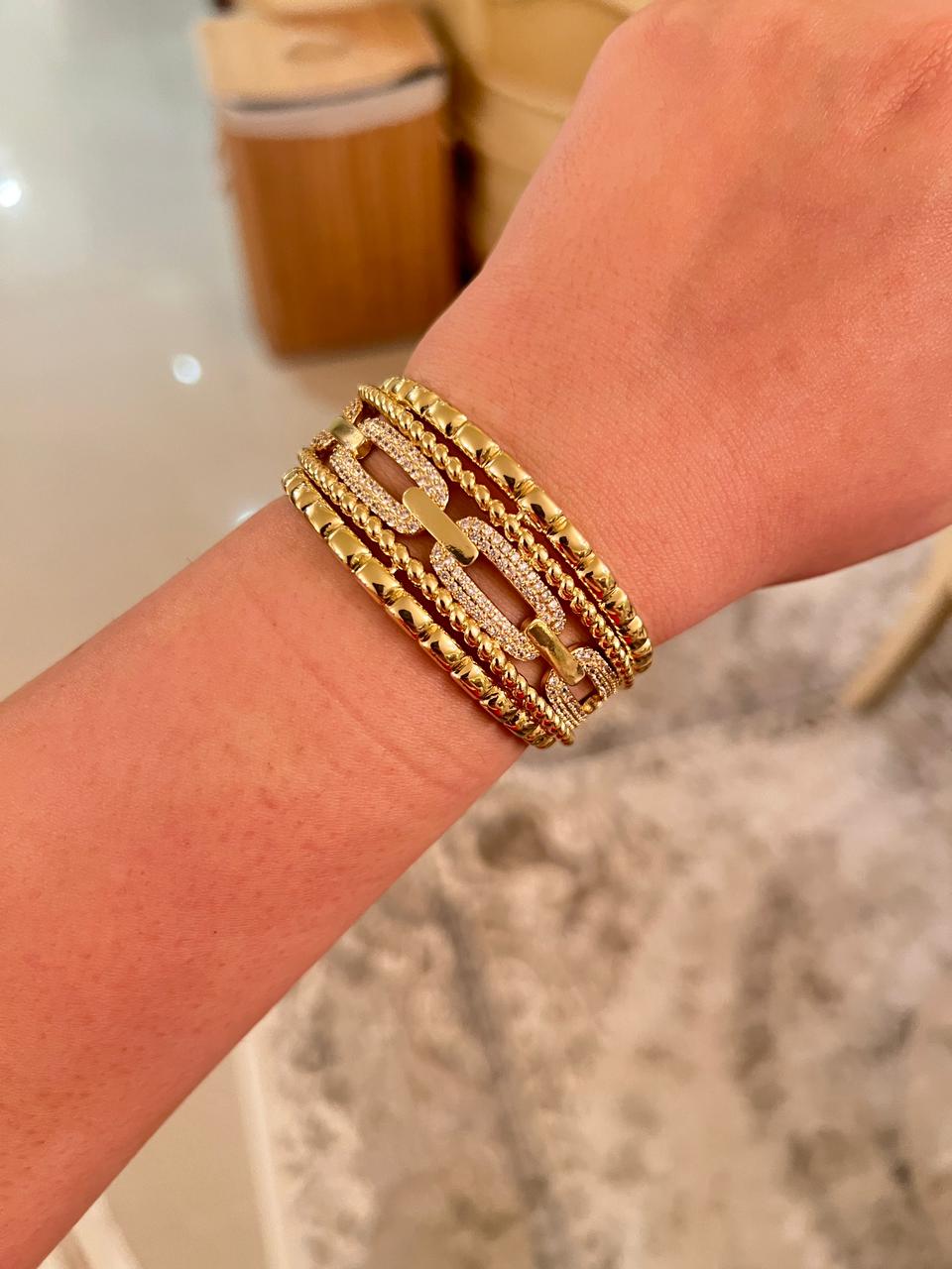 Bracelet