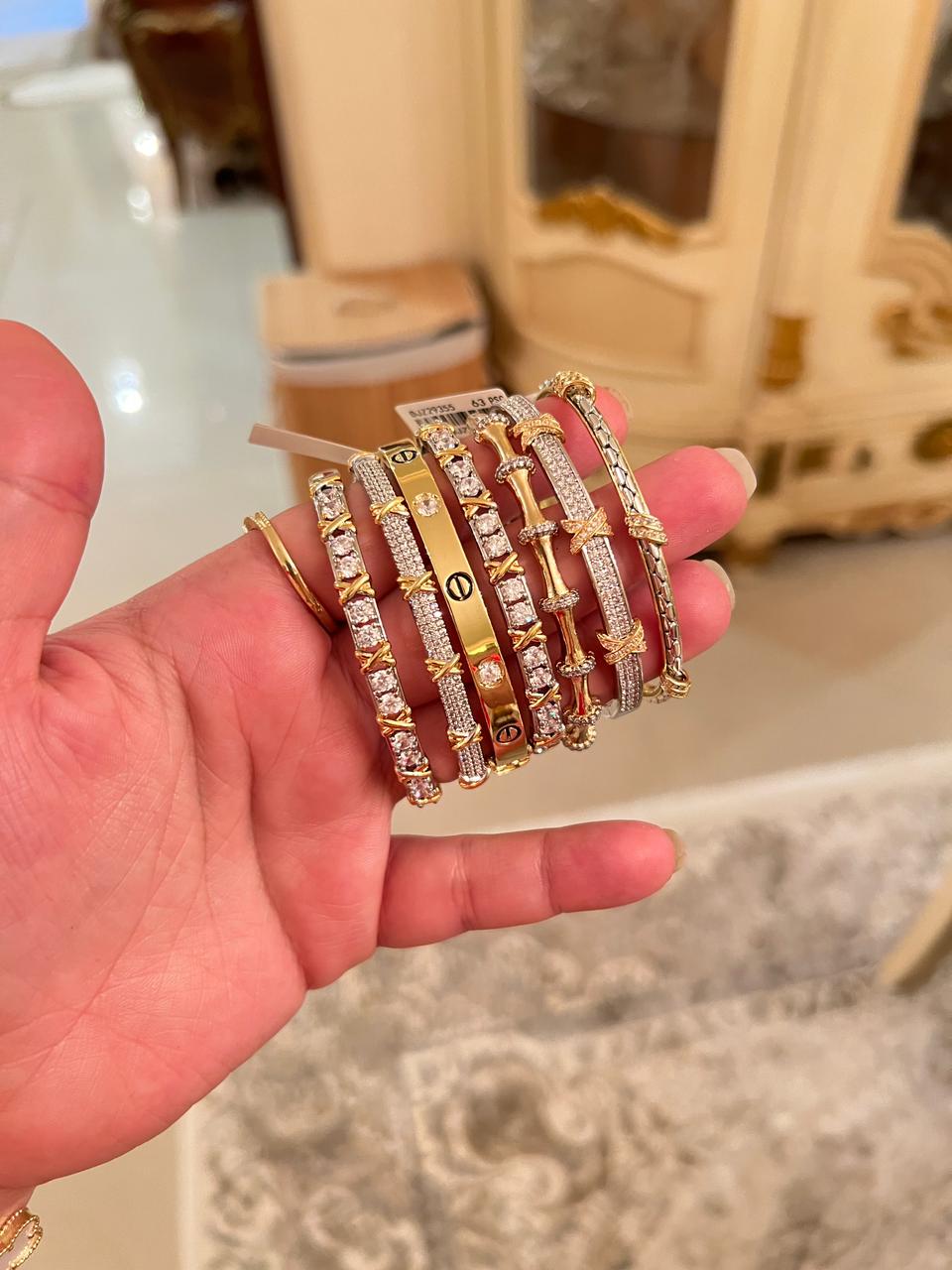 Bracelet