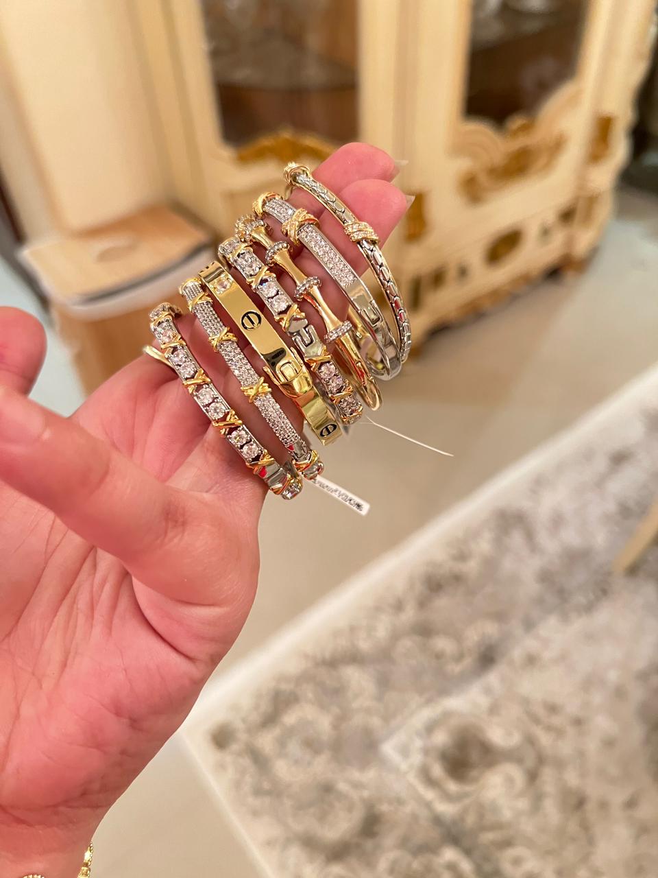 Bracelet