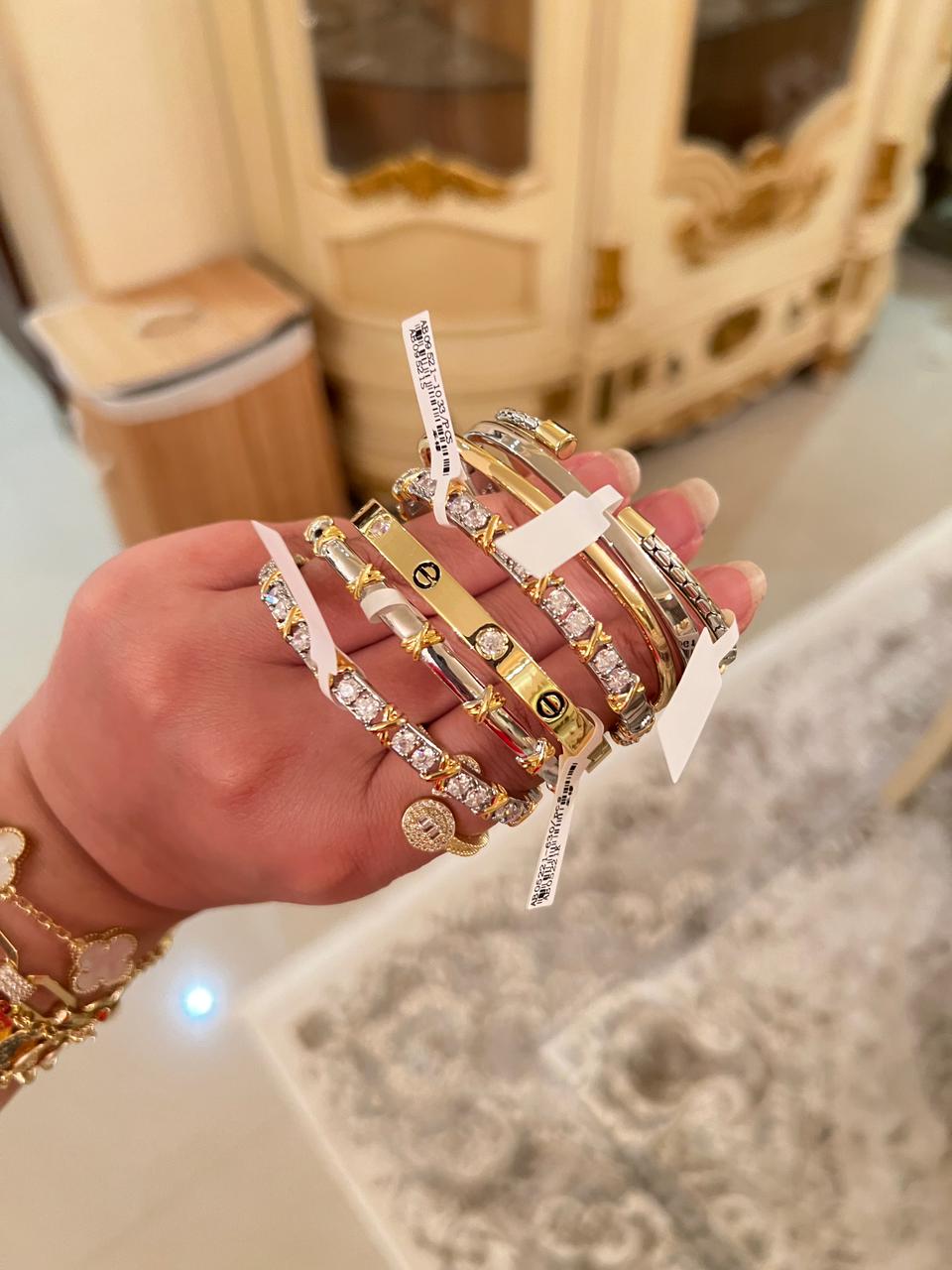 Bracelet