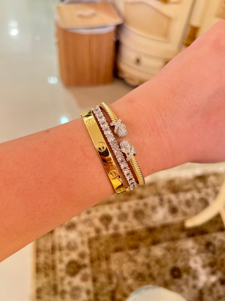Bracelet