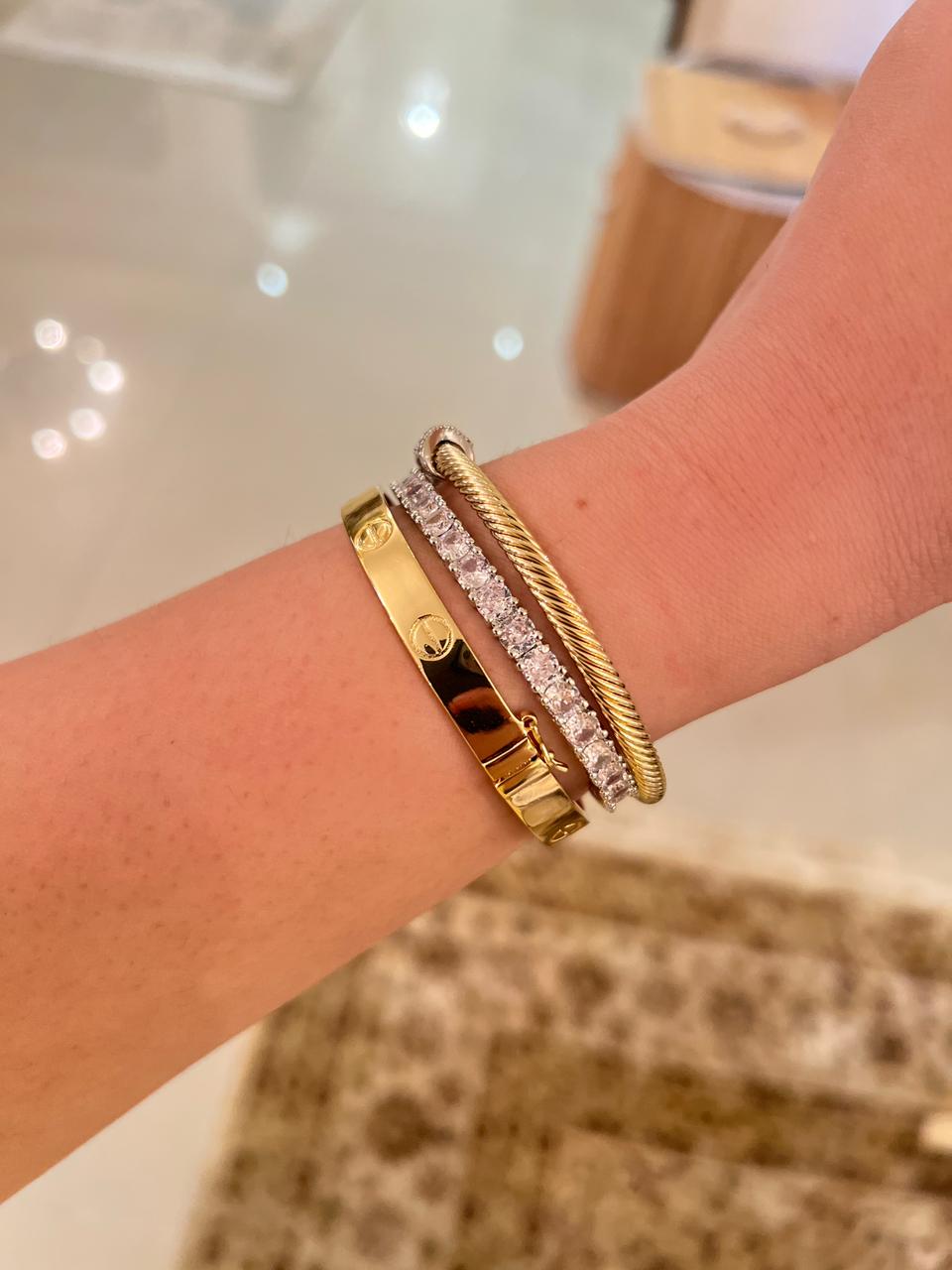 Bracelet