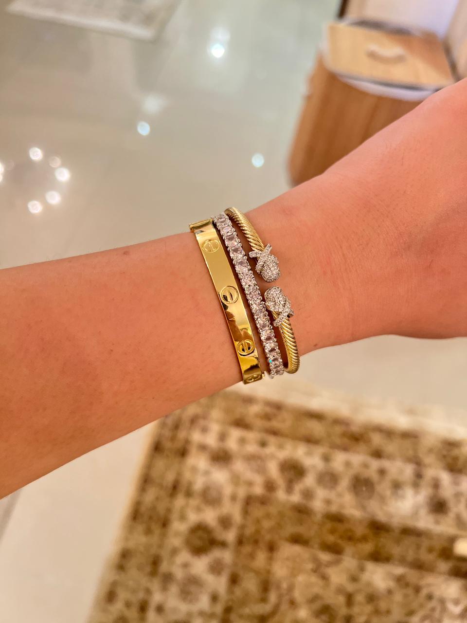 Bracelet