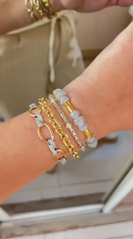 bracelet & bangle